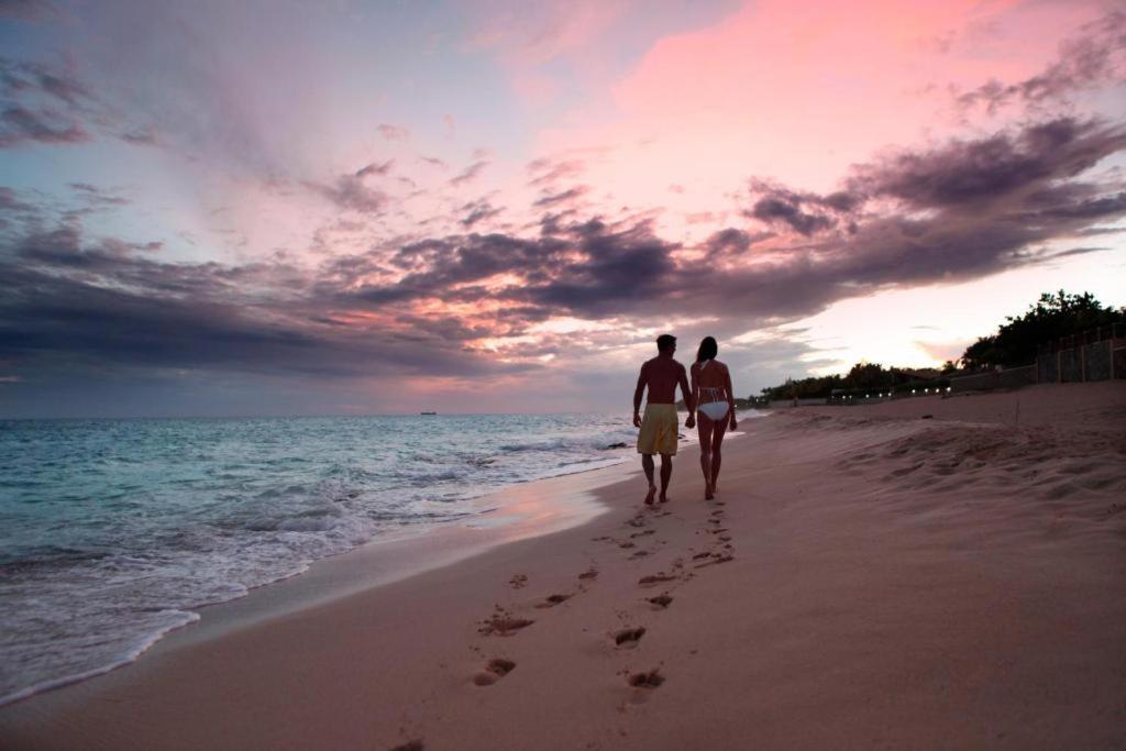All Inclusive Divi Little Bay Beach Resort Philipsburg  Buitenkant foto