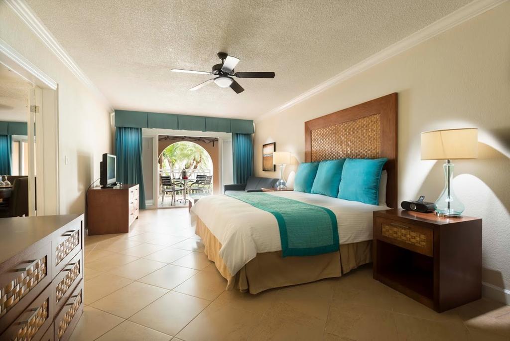 All Inclusive Divi Little Bay Beach Resort Philipsburg  Buitenkant foto